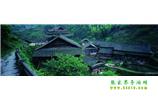 張家界、天子山、寶峰湖/黃龍洞、鳳凰古城、德夯大峽谷 苗族風情五日游